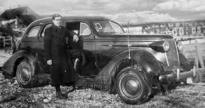 1937 Nash Lafayette Sedan